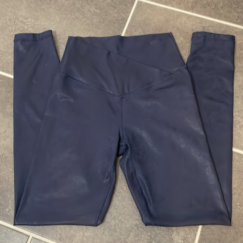 OFFLINE By Aerie The‎ Hugger Crossover High Waisted Crackle Legging size Small - Picture 9 of 9